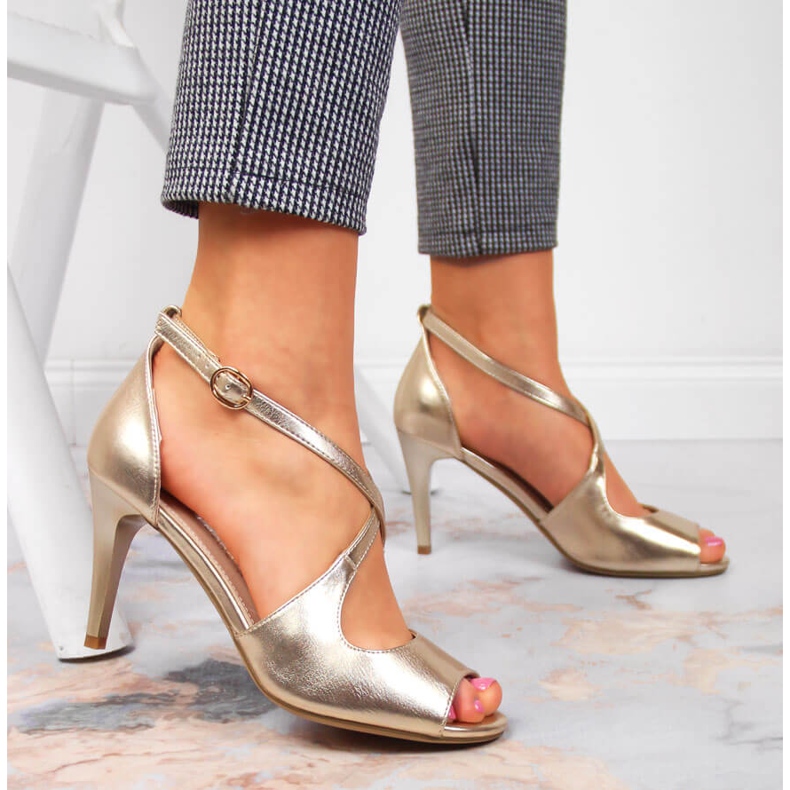 Ženske sandale na zlatnu potpeticu Sergio Leone zlatni 2