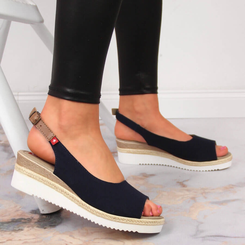 Ženske tamnoplave sandale Big Star JJ276046 tamnoplava 2