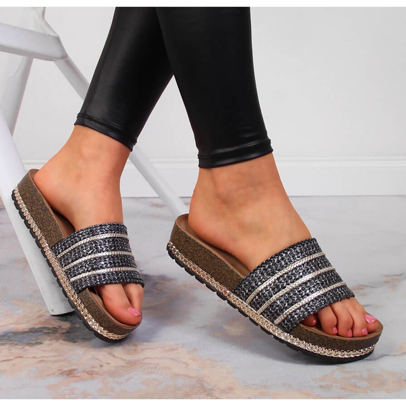 S.Barski Crne ženske crne papuče s platformom S. Barski crno 1