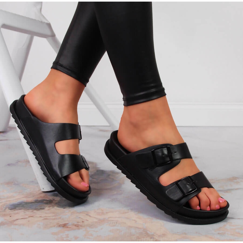 S.Barski Ženske gumene papuče s kopčama crne S. Barski crno 1