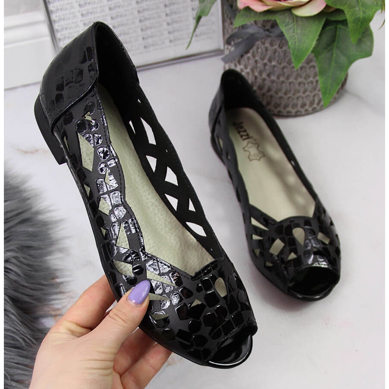 Ženske crne ažurne balerinke Jezzi crna 1