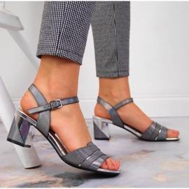 Ženske sandale na post grafitu Sergio Leone višebojan 2