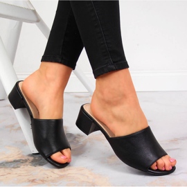 Ženske crne papuče na bloku Sergio Leone crno 1