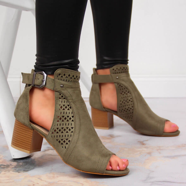 Ženske sandale s ažurnim kaki T.Sokolski zelena 2