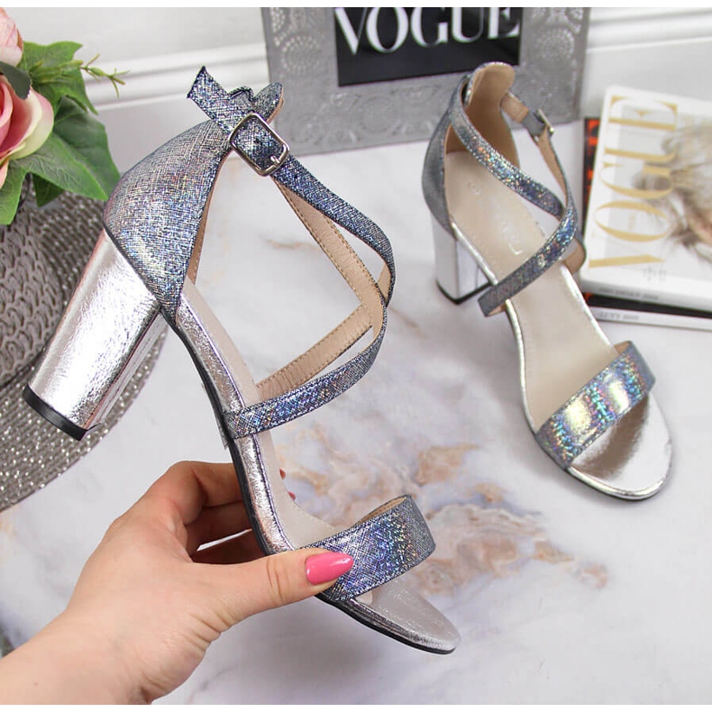 Srebrne ženske sandale na post Filippo srebro 1