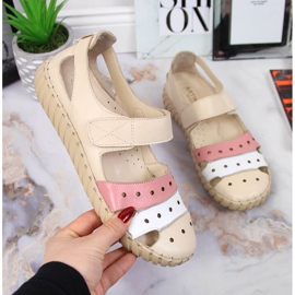 Ženske kožne sandale s ažurom Artiker bež 1