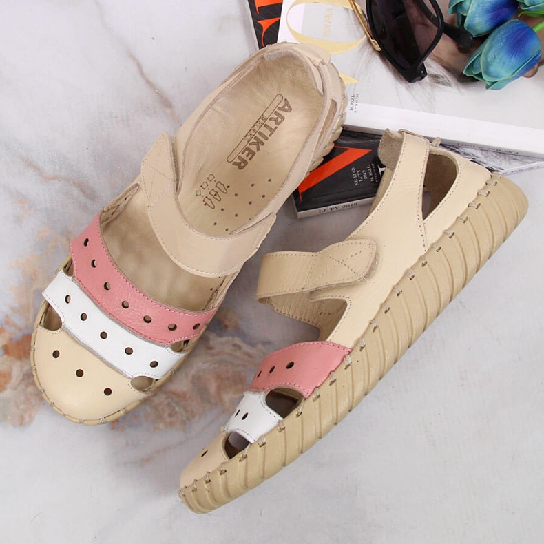 Ženske kožne sandale s ažurom Artiker bež 2