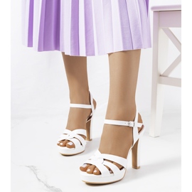 Argoon bijele sandale na visoku petu bijela 1