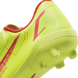 Nogometne cipele Nike Mercurial Vapor 14 Club Mg Jr CV0833-760 žuti 2