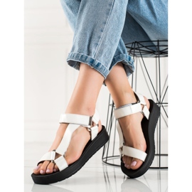 Cm Paris Bijele sandale na platformi bijela crna 1