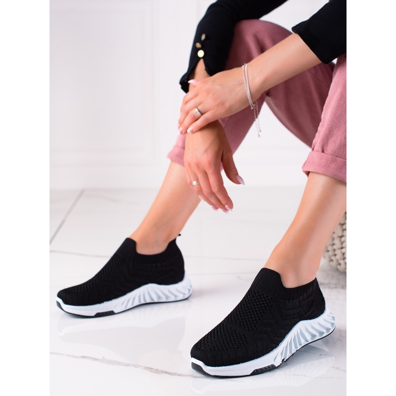 J. Star Klizne sportske cipele crno 1