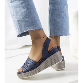 Mornarskoplave ažurne sandale na klin Biblija mornarsko plava 2