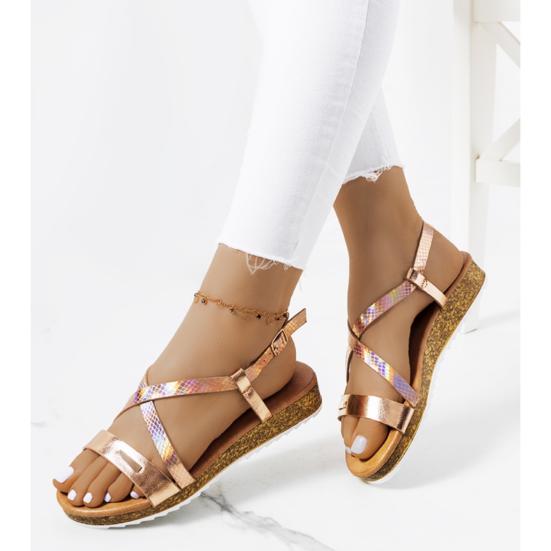 Verna ružičaste holografske sandale zlatna 1