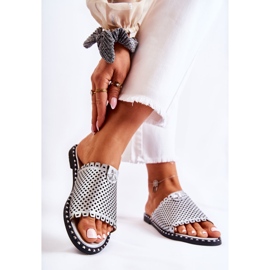 Vinceza Ženske ažurne papuče sa srebrnim frotir ukrasom srebro 2