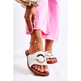 Vinceza Kožne ženske papuče s bijelim Marinell ukrasom bijela 1