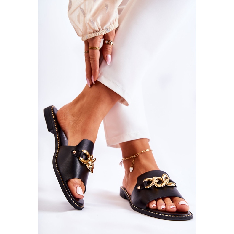 S.Barski Modne crne finess papuče s lančićem na ravnoj peti crno 2