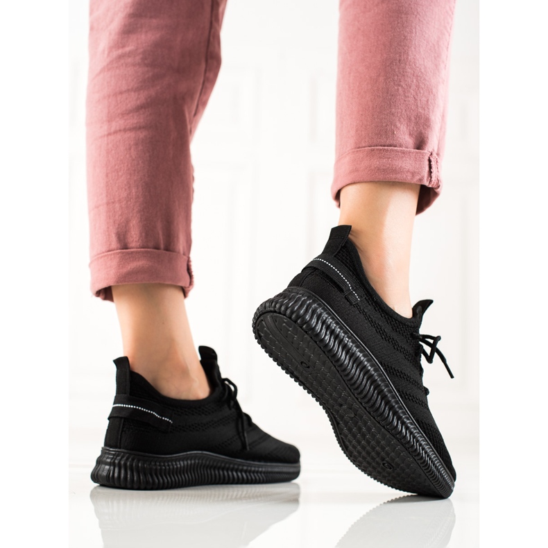 DK Udobne sportske cipele crno 1