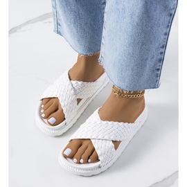 Bijele papuče na platformi Bierings bijela 1