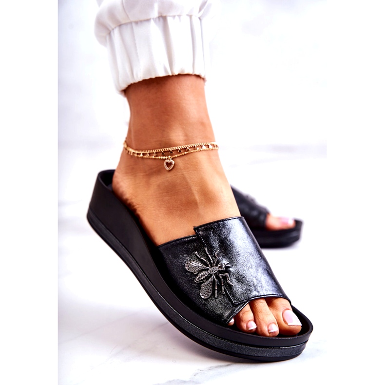 Vinceza Modne ženske papuče s crnim ukrasom crna 3