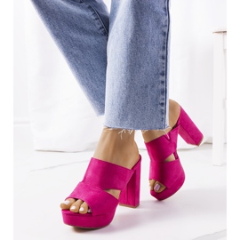 Ružičaste papuče na stupu Horn ružičasta 1