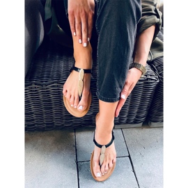 Attina crne japanke crno 1