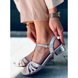 Sparkle Silver sandale s niskom potpeticom srebro 2