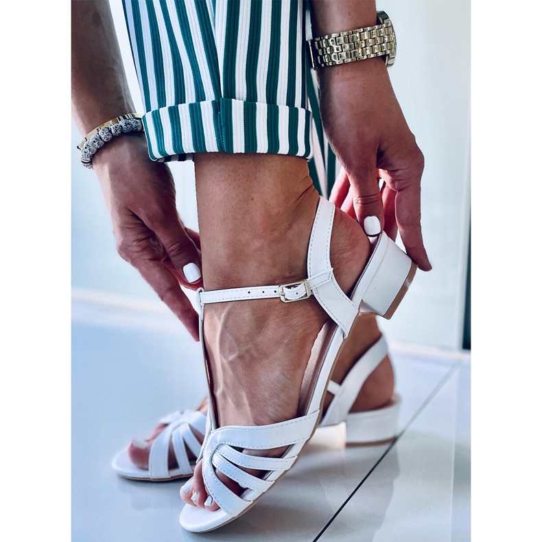 Sparkle White sandale s niskom potpeticom bijela 1