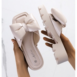 Bež papuče na Platt traktorskom potplatu 1