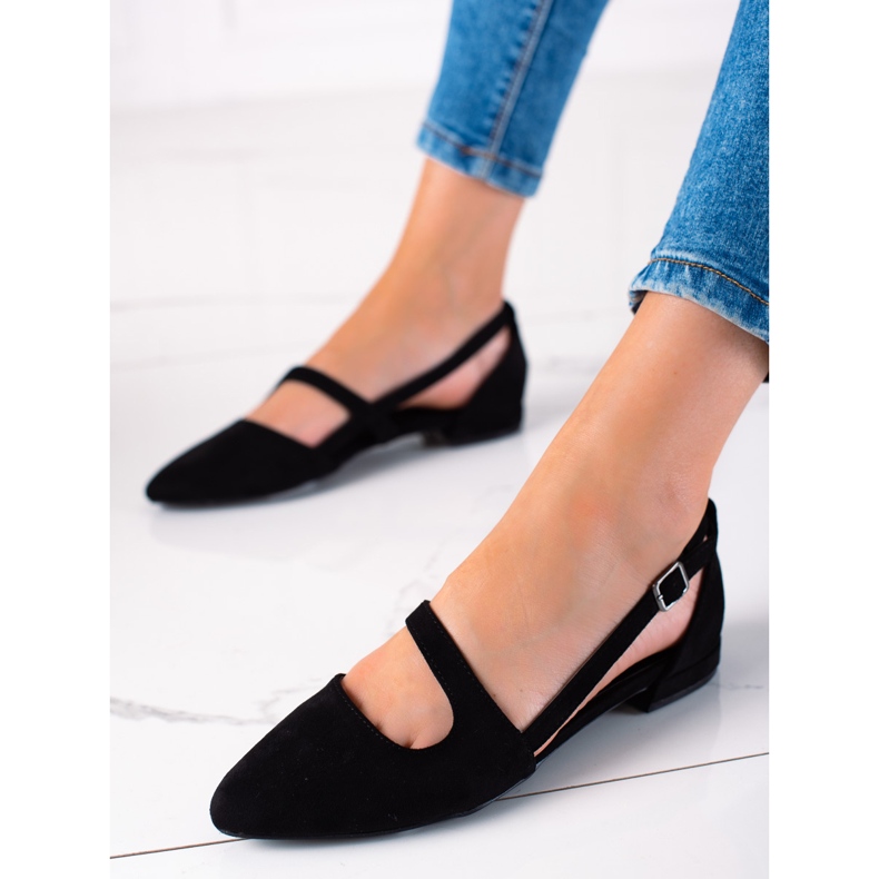 T.Sokolski Crne balerinke s izrezom crno 1