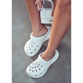 FS1 Ženske pjenaste papuče Crooks White Coline bijela 1