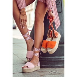 FB2 Suede narančaste sandale na klin Livia 1