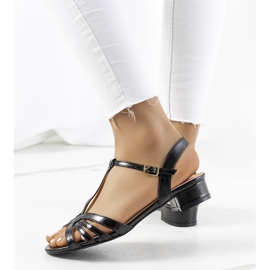 Ženske crne sandale Halsea crna 1