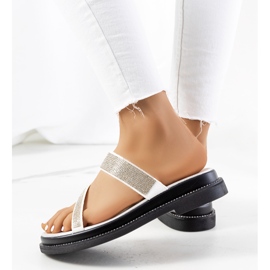 Bijele sandale na platformi Ossel bijela 2