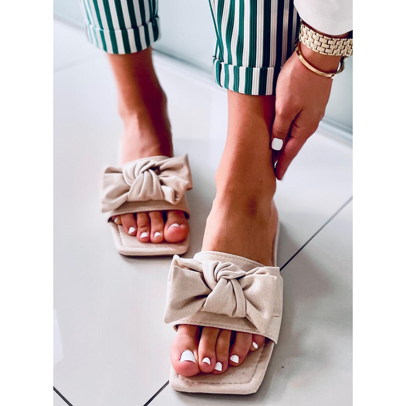 Nisha bež tobogan s kvadratnim potplatom 1