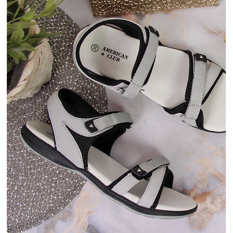 Sive sportske sandale na čičak W American Club crna 2