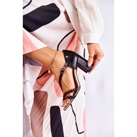 Ženske kožne sandale na petu Maciejka 05592-01 crne crno 2