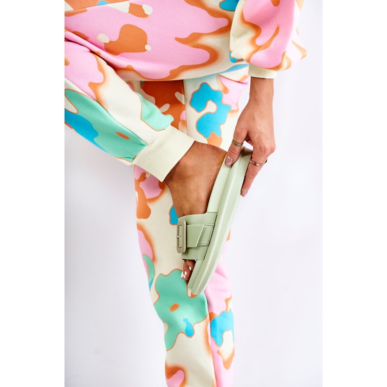 Ženske zelene papuče s kopčom Devia zelena 2