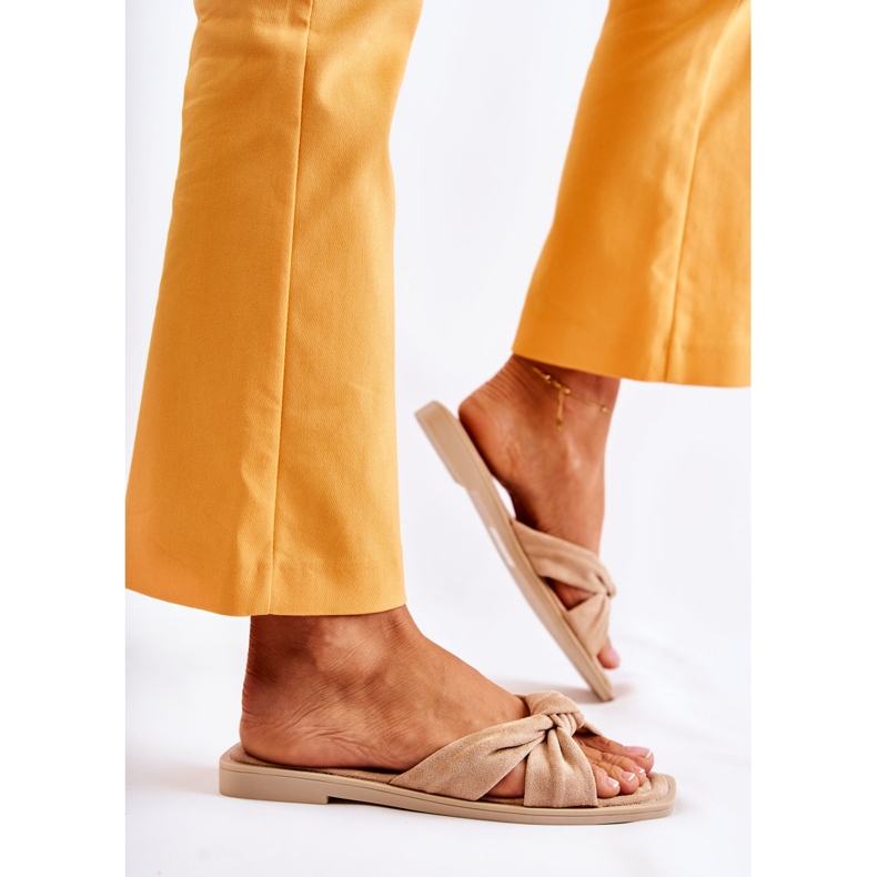 PG1 Modne ženske papuče Lorrie od antilop bež boje 2