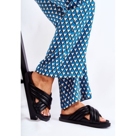 PJ1 Klasične ženske crne kožne papuče Daron crno 1