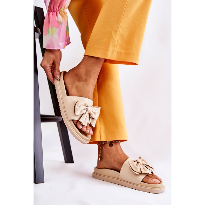 PJ1 Klasične ženske kožne papuče s mašnom, bež Dessy 1