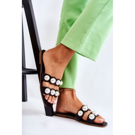 PG1 Ženske kožne papuče s ukrasnim perlama crni Lasello crna 1