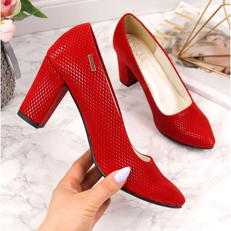 Pumpe na stup crvene W Monique crvena 1