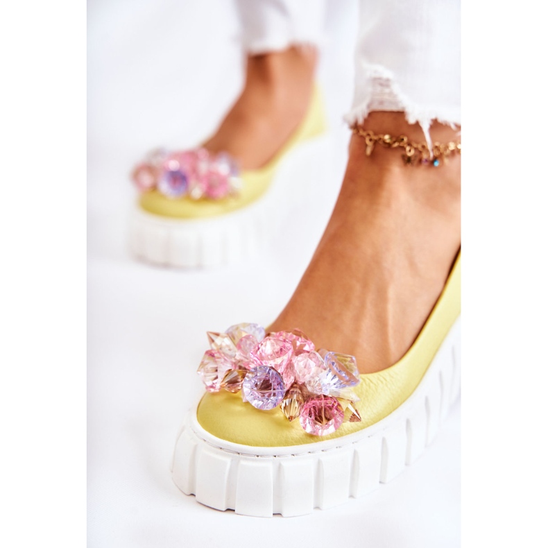 PA2 Kožne balerinke na platformi sa šarenim žutim ladetnim ornamentom žuta boja 2