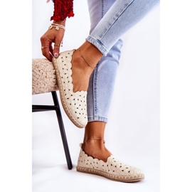 Ženske slip-on balerinke s bež cvjetovima 2