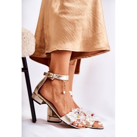 PA2 Ženske kožne sandale na ravnu petu Golden Morlee zlatna 1