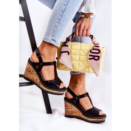 PG1 Klasične crne kožne sandale na klin Valorin crno 2