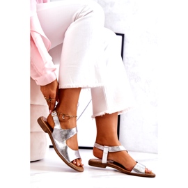 Kožne sandale s kopčom Lewski 3041 Srebrna srebro 4