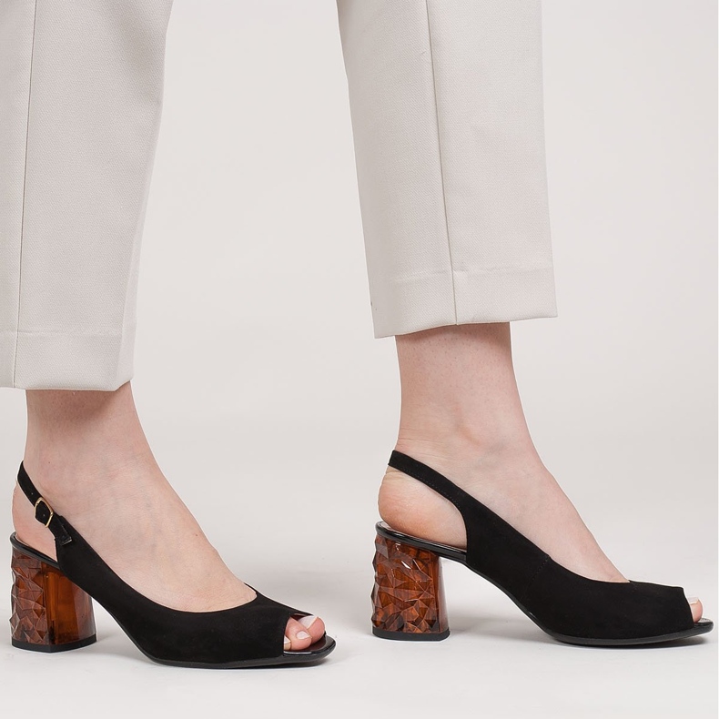 Marco Shoes Crne antilop sandale s 3D jantarnom petom crno 1