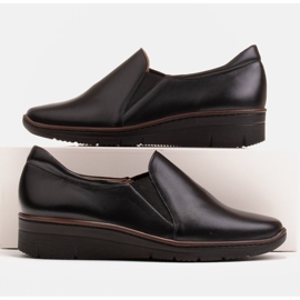 Radoskór Udobne cipele za šire stopalo na laganom potplatu crna 1