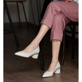 Marco Shoes Pumpe od metalik sive kože sa zlatnim potpeticama siva 1